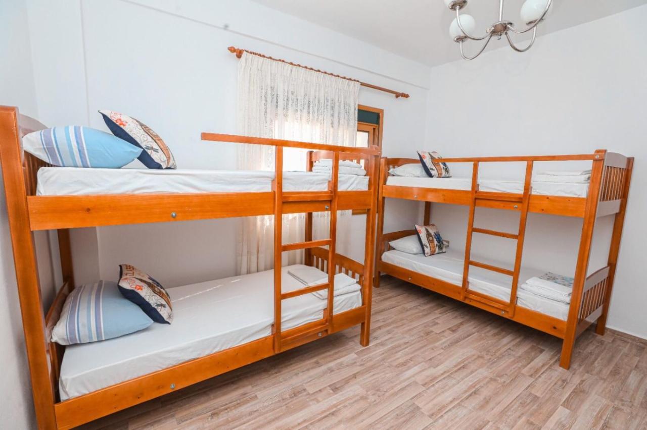 Ostello Nana Vlorë Esterno foto
